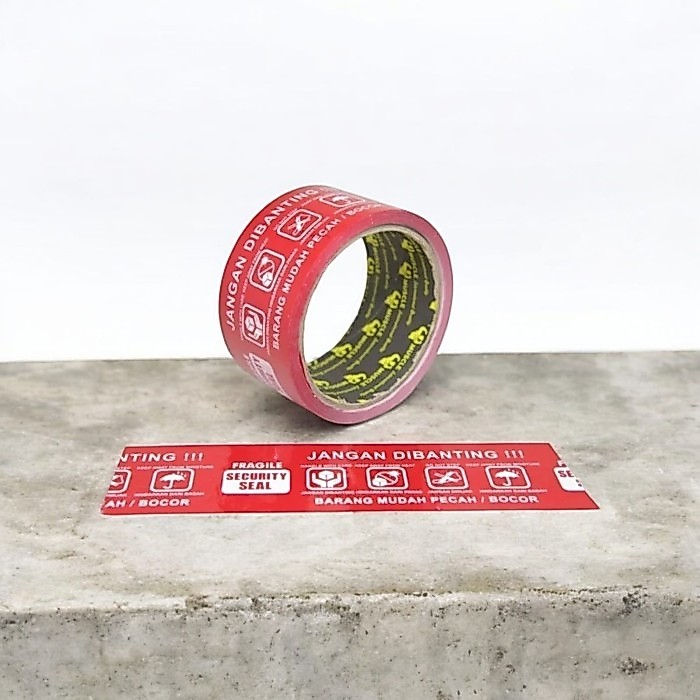 Lakban Label Merah Fragile Security Seal Jangan Dibanting Barang Mudah Pecah Bocor Handle With Care Do not Step Basah Hujan Hati Warning Unboxing Muscle 2 INCH 48 MM 50 YARD