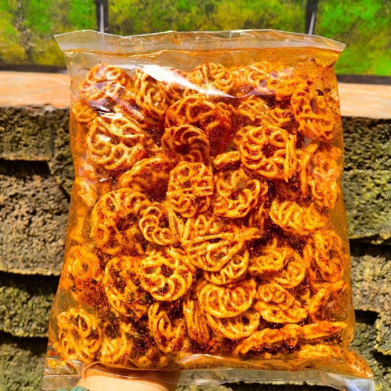 

Seblak Rafael Kerupuk Pedo Pedas Daun Jeruk isi 250gr