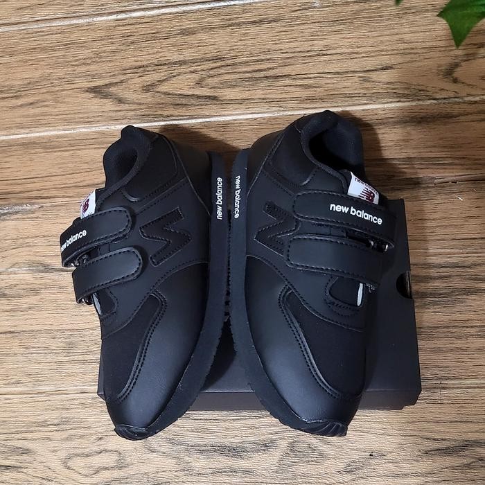 sepatu sekolah anak tk sd / sepatu anak laki / sepatu anak perempuan - Puma Full Black, 29
