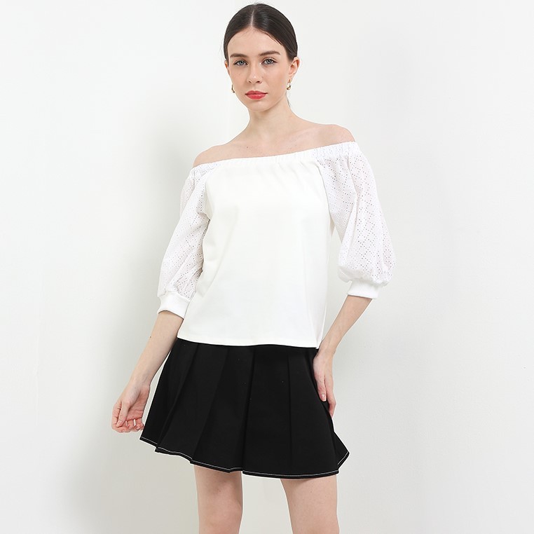 X EIGHT Cordelia Tops - Kaos Off Shoulder