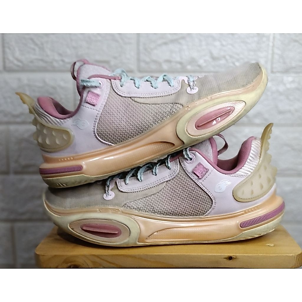 Lining Wade All City 11 Year of Rabbit