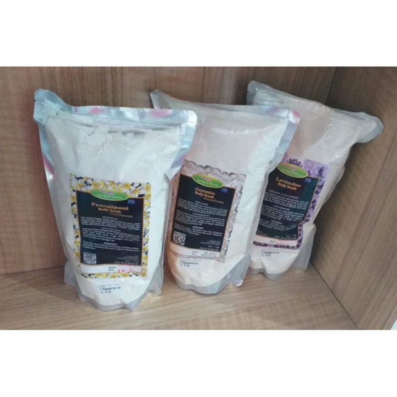 

Bungan Jepun Body Scrub 1kg