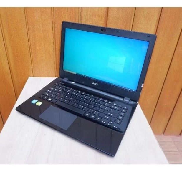 Laptop Acer Aspire E5 Intel Core i3-4005U NVIDIA 820M Ram 4Gb Ssd