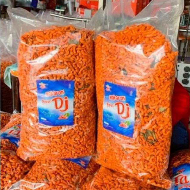 

Makaroni pipa pedas DJ 1kg Makaroni Sepat Pedas Daun jeruk 1kg