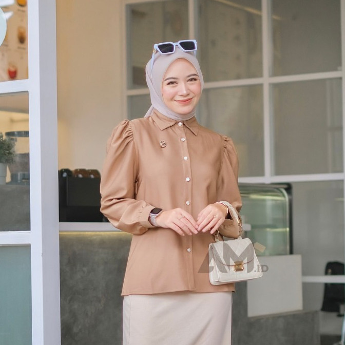[𝗭𝗮𝗵𝗮𝗿𝗮 𝗠𝗼𝗱𝗲] Hyeri Shirt / Top Cotton Madonna / Atasan Wanita / Fashion Hijab Muslim