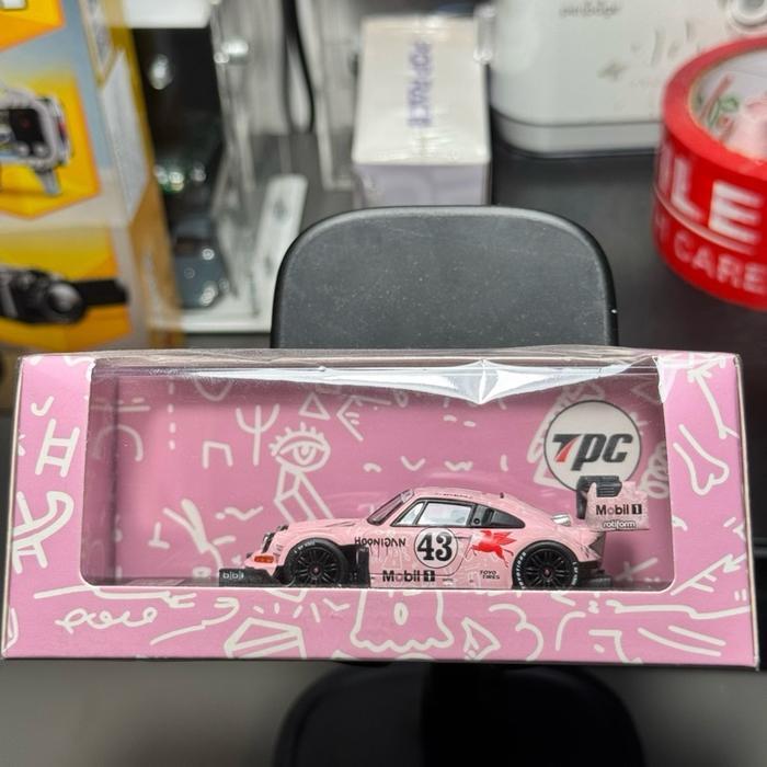 Tpc 1/64 RSR 911 ken block hoonipigasus hoonigan moster #43 Pink