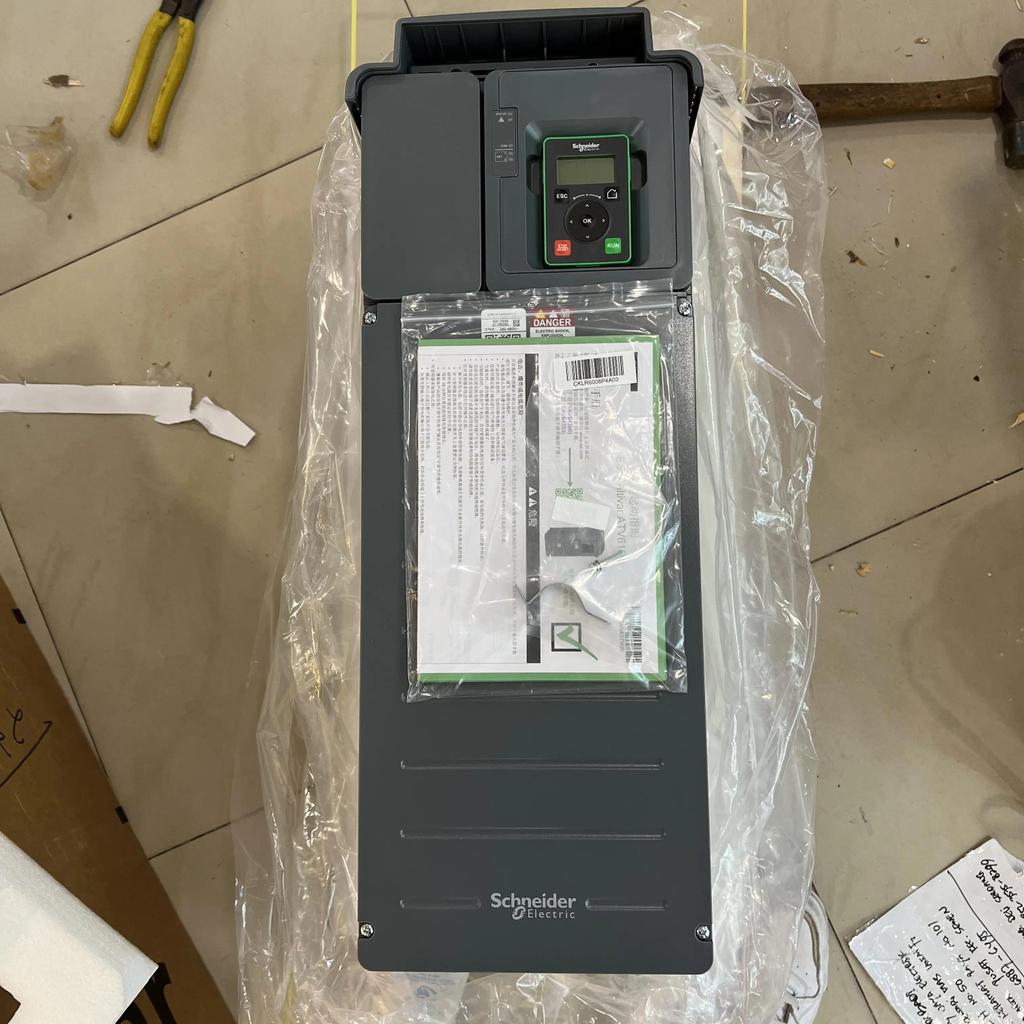 Original schneider inverter VSD ALTIVAR ATV610D37N4 37kw