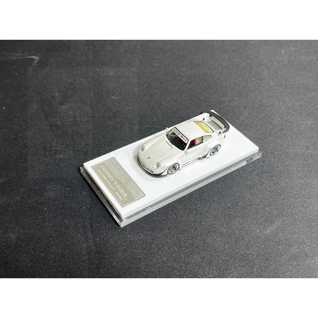 FuelMe RWB Porsche 911 (993) RWB Army Ver.1 White Edition | Diecast