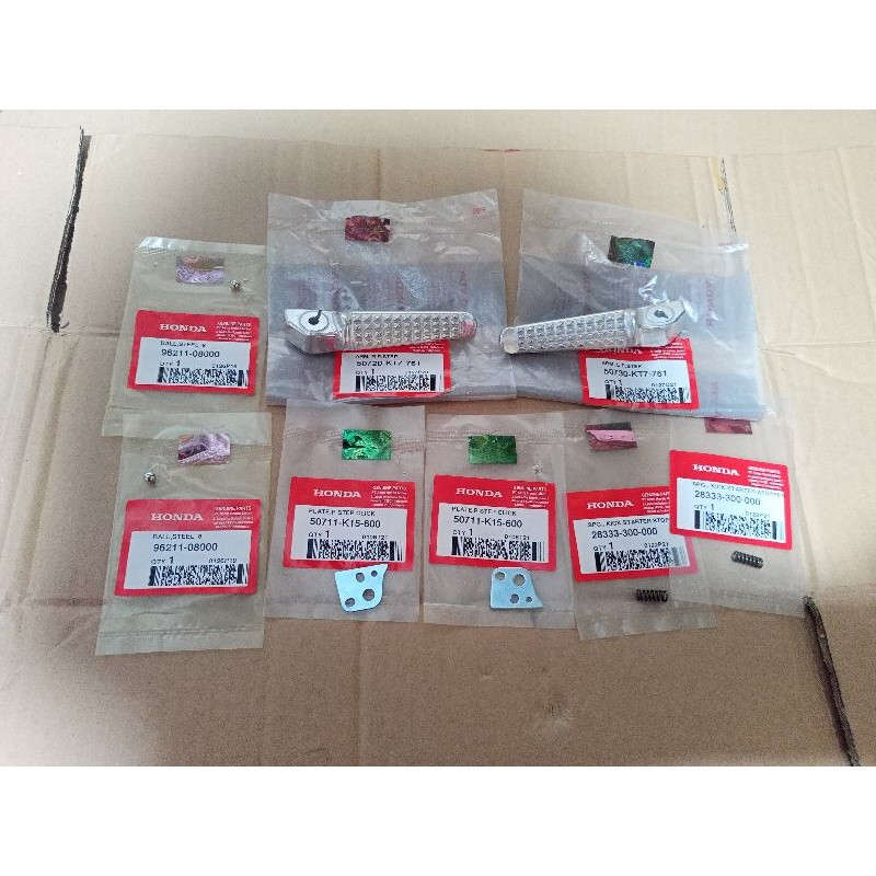 step injekan footstep belakang honda cb150r k15 cbr150r k45 ori original ahm