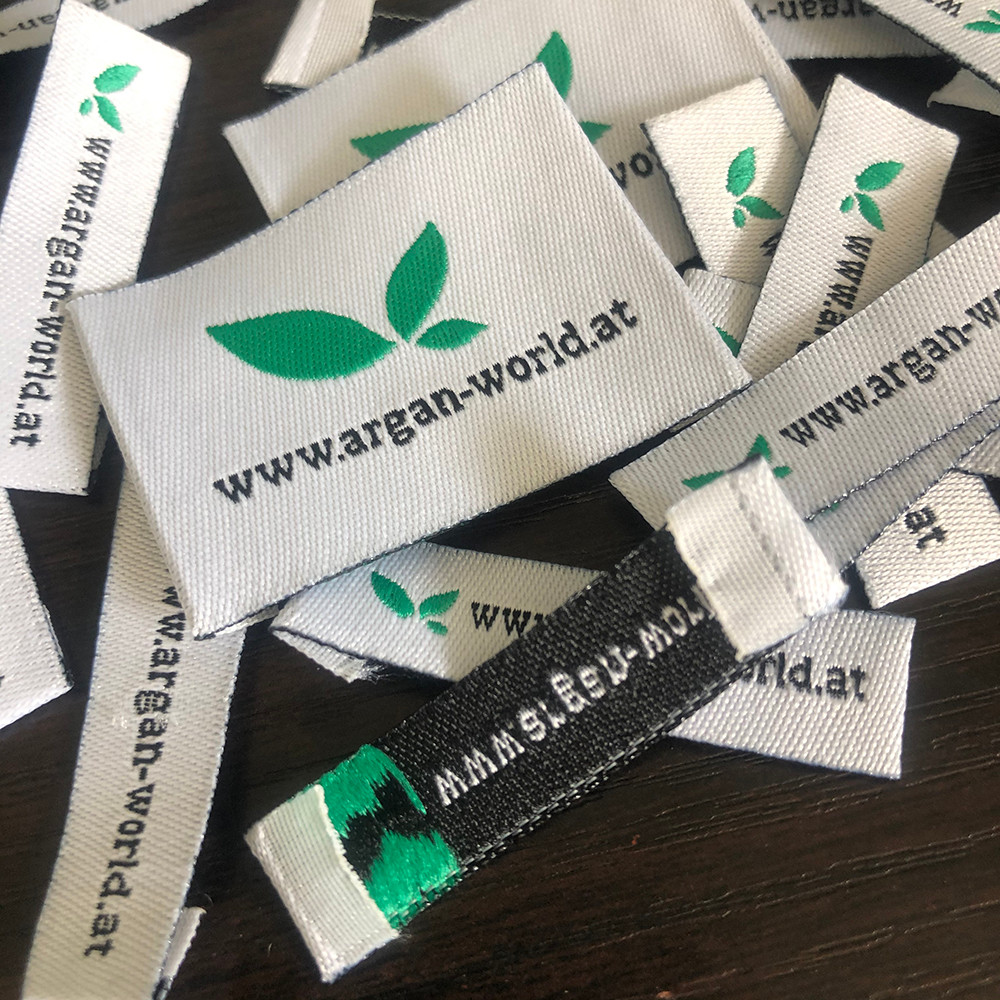 

Custom clothing labels Customized fabric Woven tags Garment Shoes Bags Label sewing Labels Embroidered Tag