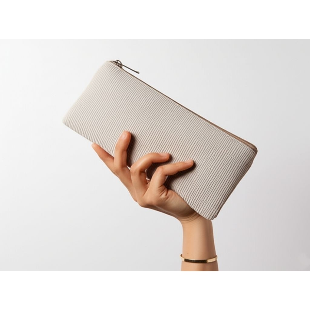 

qUEENSHOPE255 - Pouch Tempat Pensil Broken White Corduroy Minimalis Aesthetic Soft Korean Style Stationary