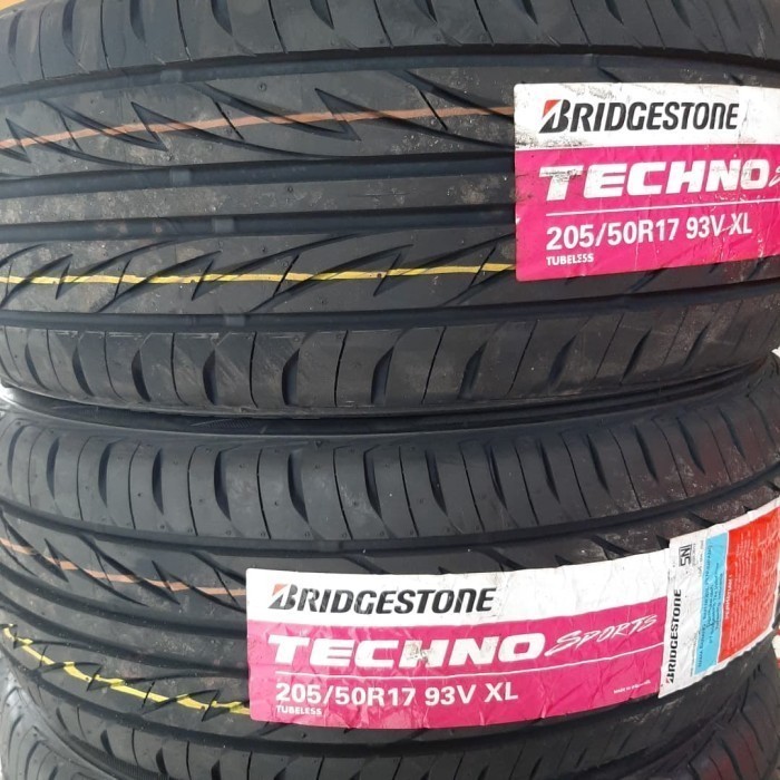 Bridgestone Techno Sport 205/50 R17 Ban Mobil