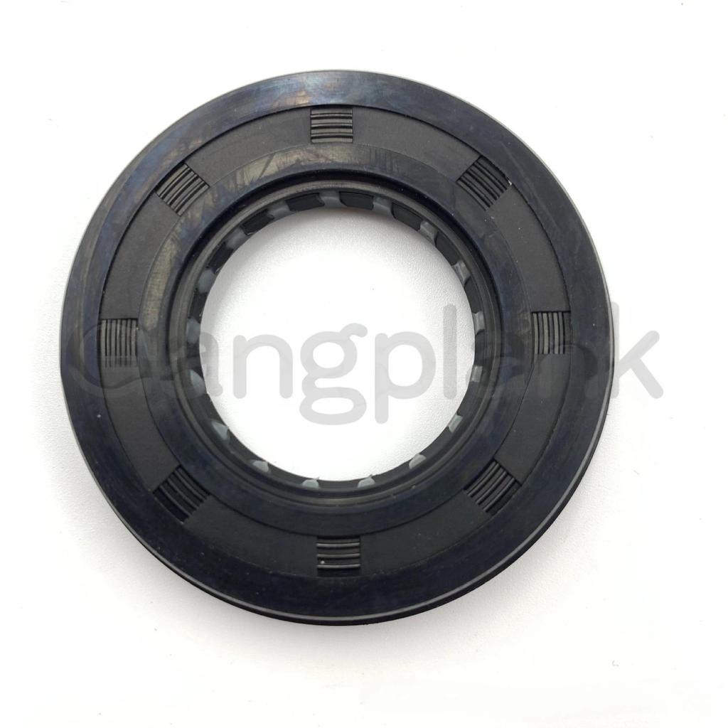 Outboard Motor Crankshaft Lower Oil Seal 09283-30062 for Suzuki 2-stroke DT30/DT40 Horsepower
