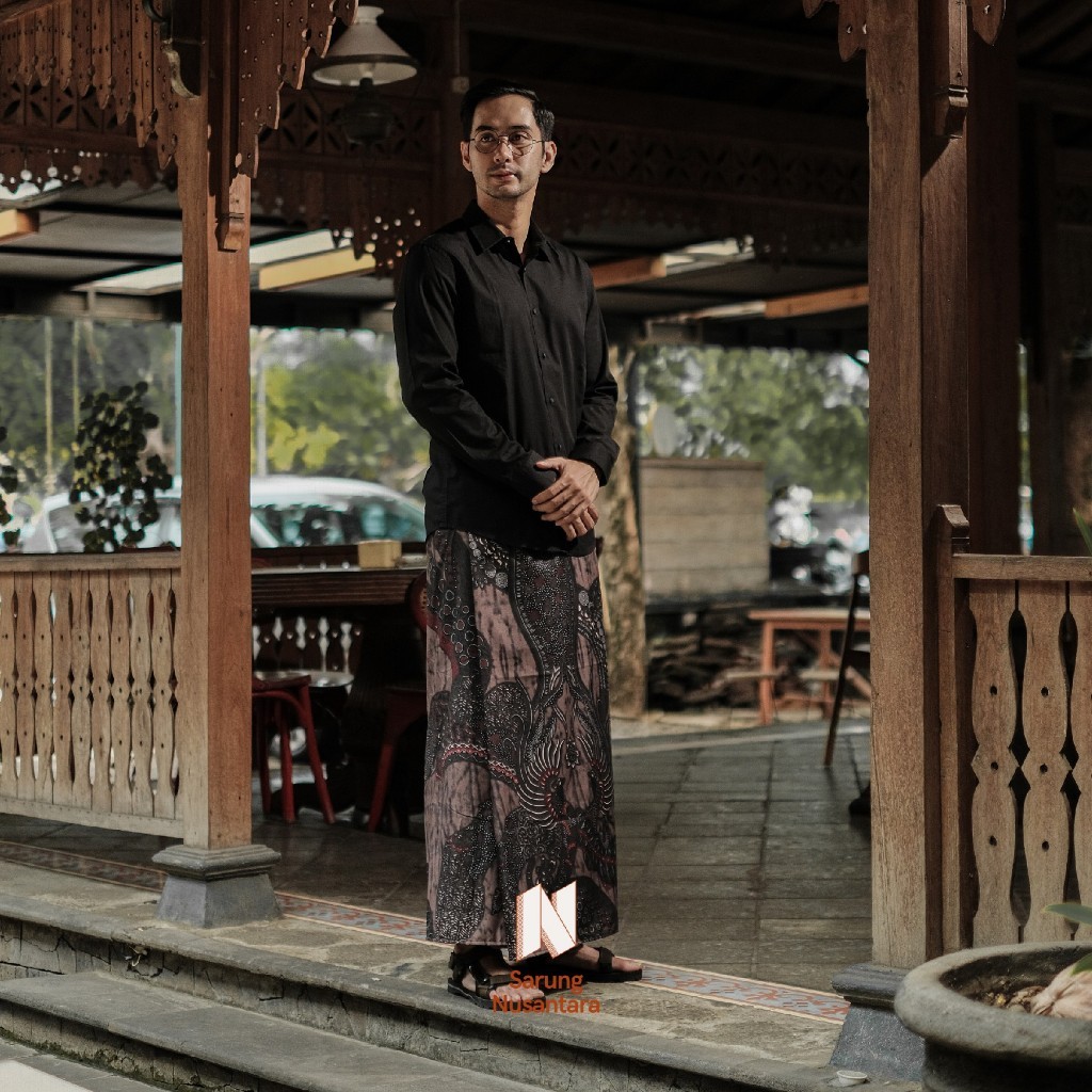 Sarung Nusantara Motif Wirasana Sarung Batik Pria Premium