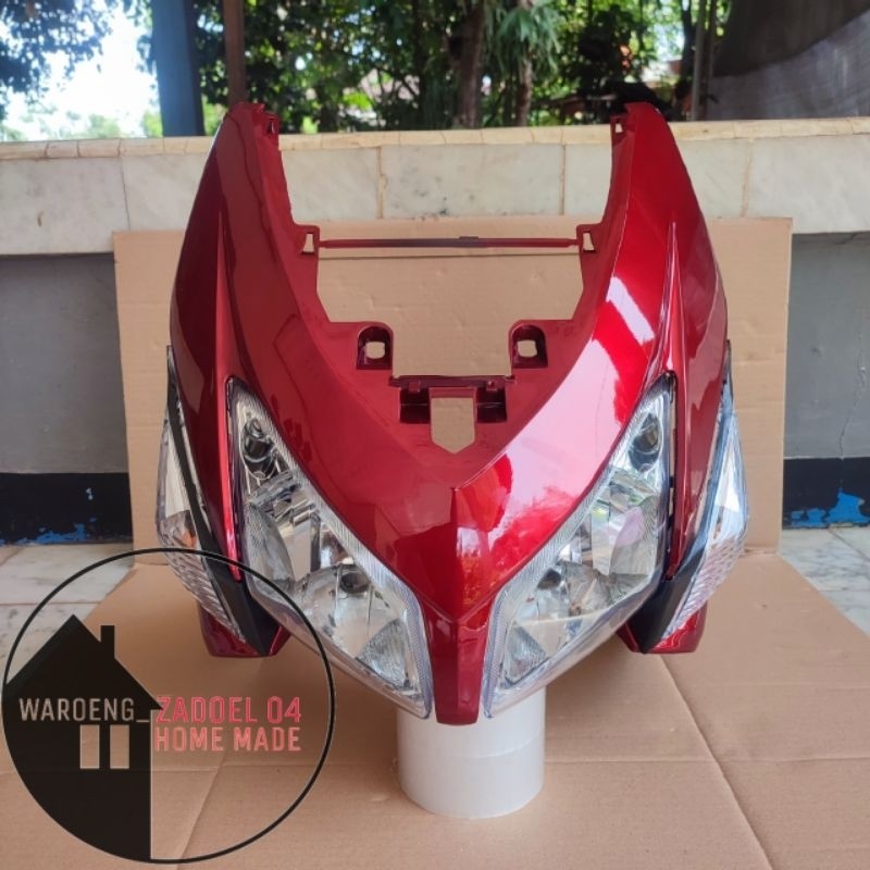Tameng Vario Karbu 110 + Reflektor Lampu Depan Set Merah Maroon