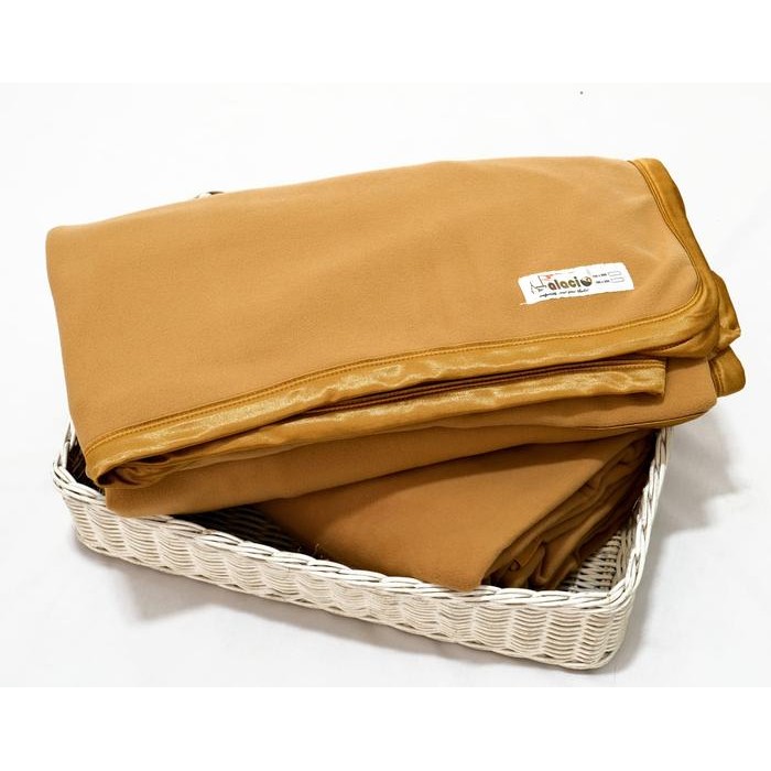 Selimut hotel / Selimut Polar / Selimut Hotel Soulmate Bedsheet - Coklat, 180x200