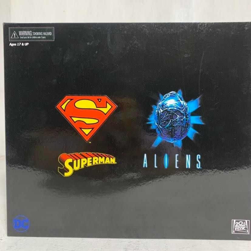 NECA Superman VS Alien Xenomorph NYCC 2019