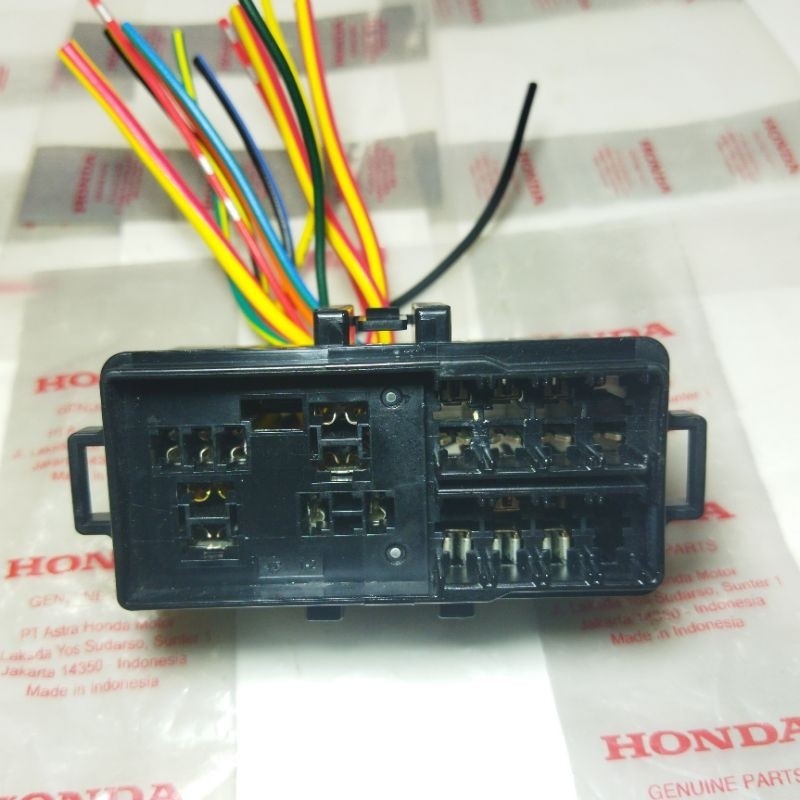 RUMAH SEKRING BOX SEKRING FUSE BOX HONDA BEAT FI ESP BEAT POP STREET K81 ORIGINAL