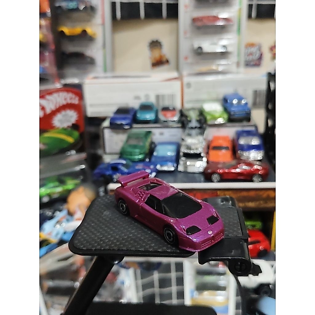 HotWheels 94 Bugatti EB110 SS Ungu Loose