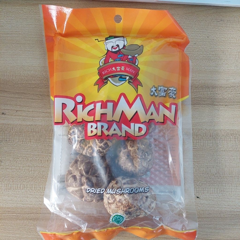 

Fragrant Mushroom (Jamur Shiang Ku - Shiitake) 50gr