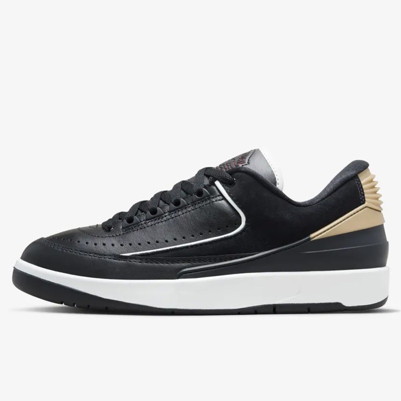 Sepatu Basket Wanita Air Jordan 2 Retro Low 'Black Metallic Gold' (DX4401-001)
