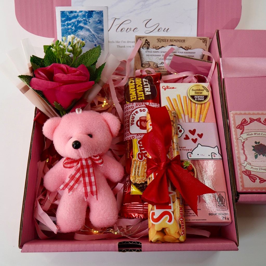 GG - Hampers Snack Box Cokelat Kado Ulang Tahun Wisuda Hadiah Pacar Gift Box Buket Jajan Skripsi Sem