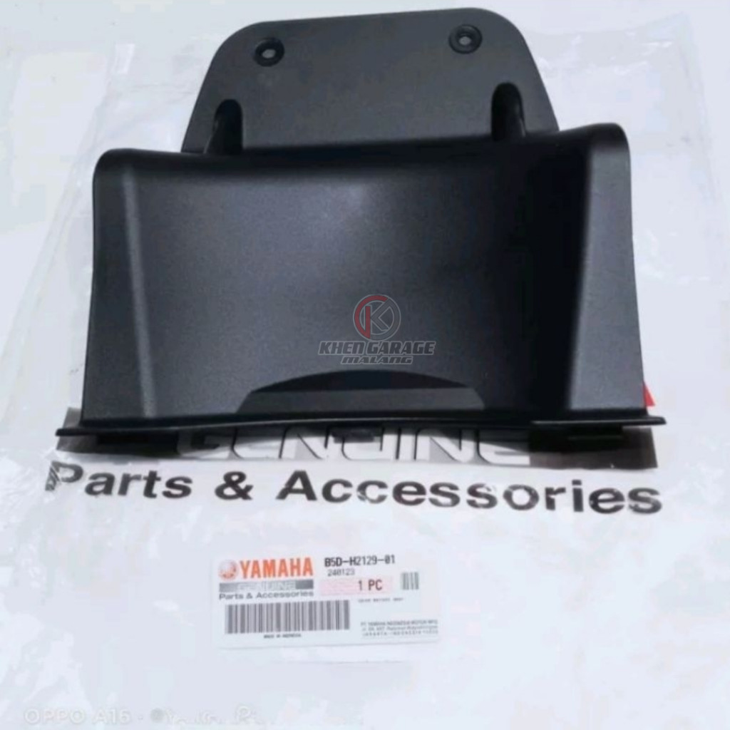 B5D-H2129-01 COVER, BATTERY (BKU1) TUTUP AKI ACCU BATERAI YAMAHA FREEGO ASLI YAMAHA ORIGINAL YGP ASL
