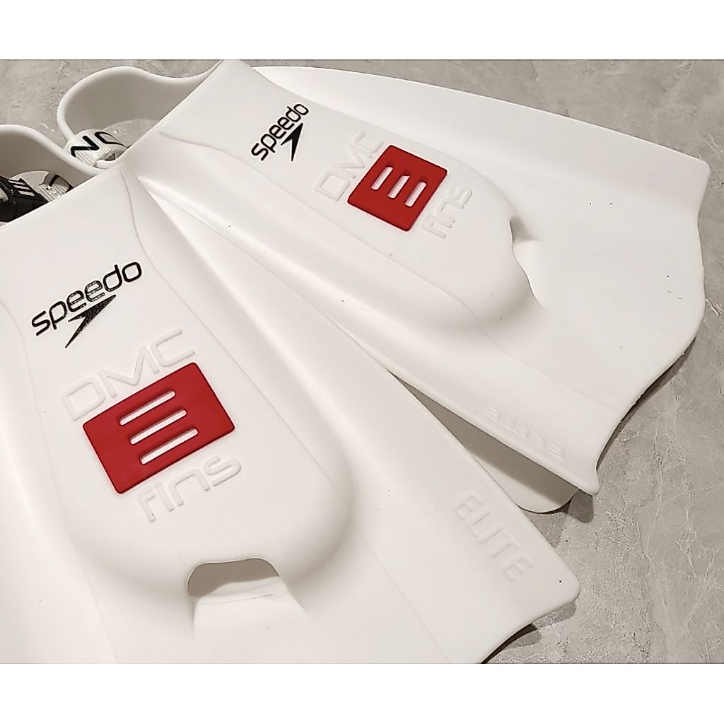 SIZE S DMC X SPEEDO ELITE FINS WHITE