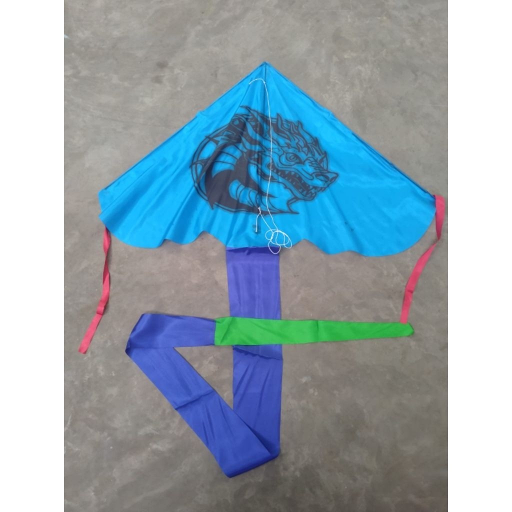 Layangan hias 1 warna/layangan delta/layangan sablon