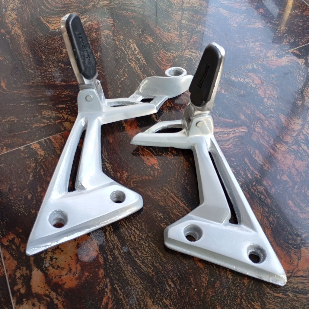 POWER POSTEP BOSTEP DUDUKAN STEP PIJAKAN KAKI BELAKANG MOTOR YAMAHA JUPITER MX NEW 135 SATU SET DENG