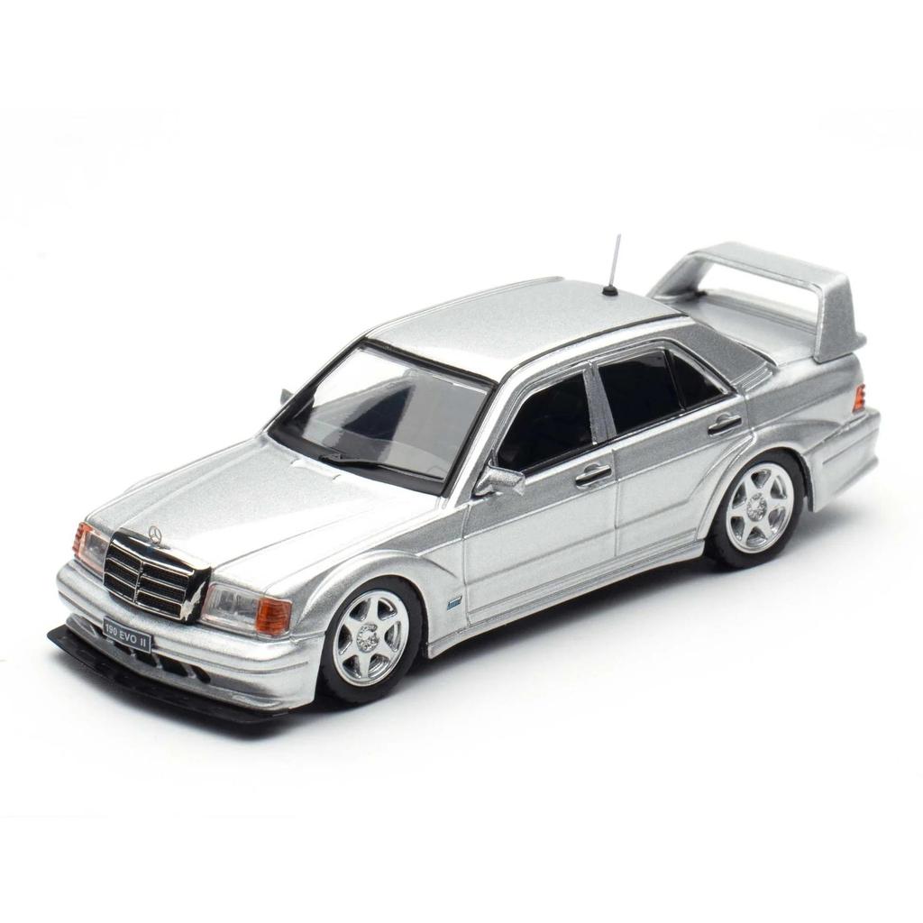 INNO64 Mercedes-Benz 190E Silver