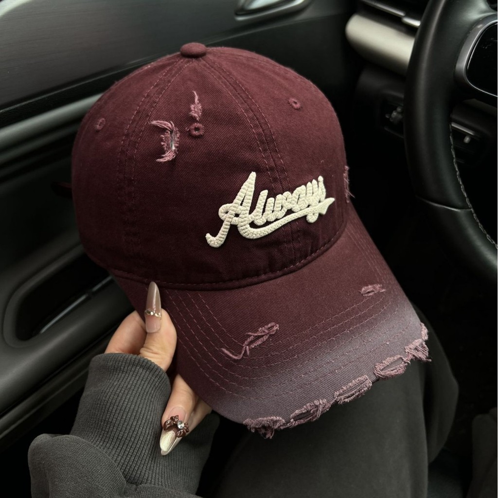 Topi baseball serbaguna bergaya vintage Amerika yang tampak usang