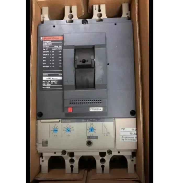 MCCB Breaker 3P NS630N Merlin Gerin 630A Murah