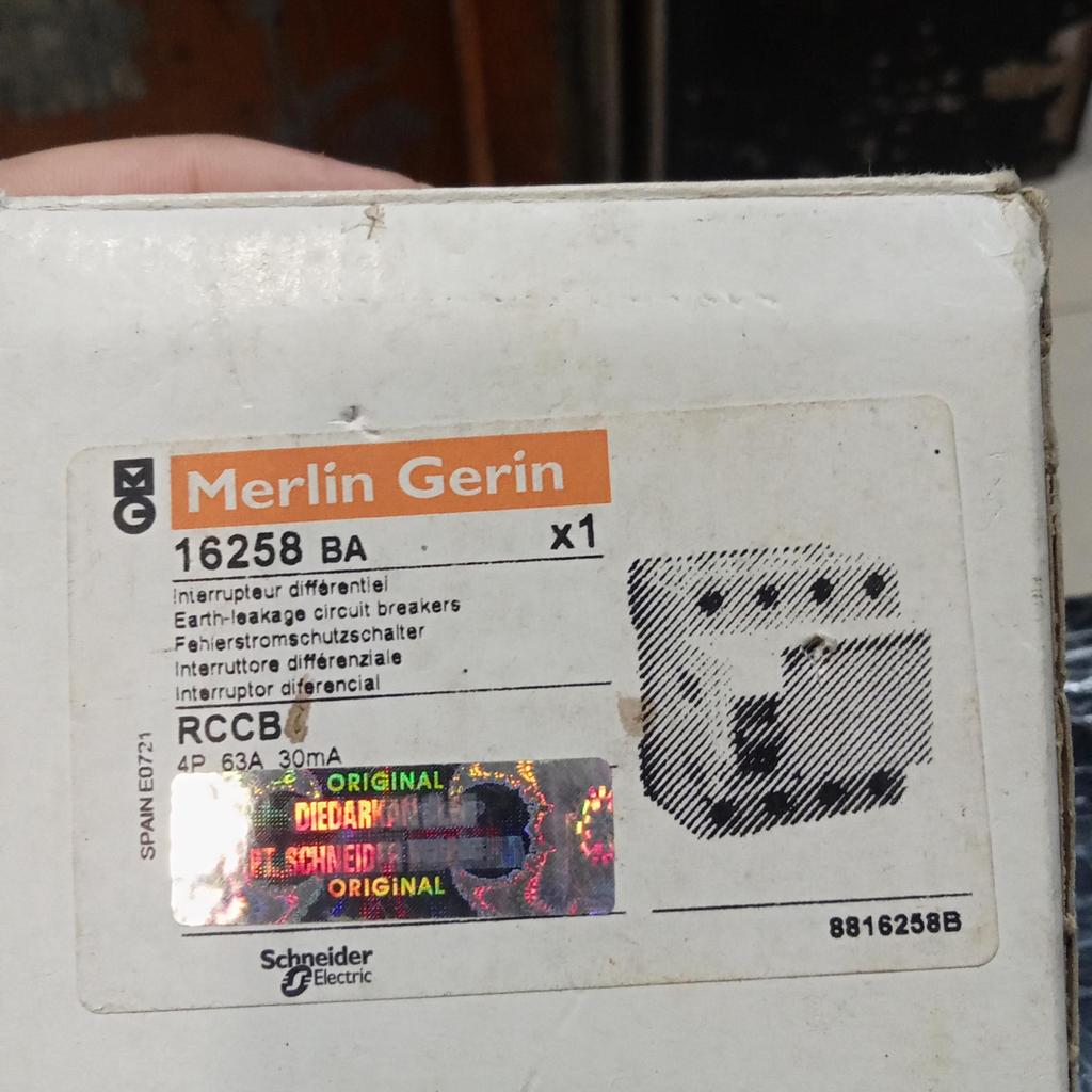 ELCB/RCCB MERLIN GERIN 4P 63a 30mA