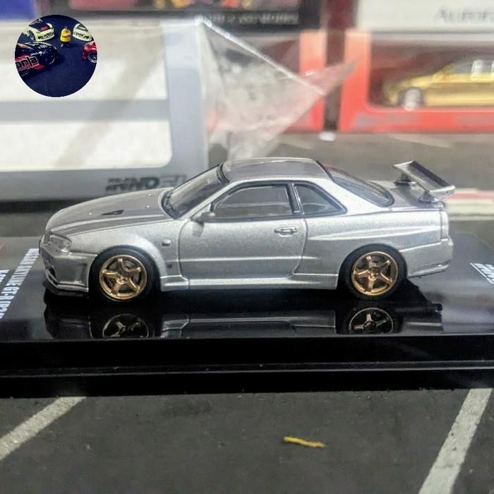 Diecast Inno64 Nissan Skyline GTR R34 V Spec II Silver