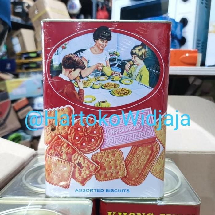 PROMO  Khong Guan Biskuit 1600gr Assorted Red Kaleng Besar Harga Grosir Murah