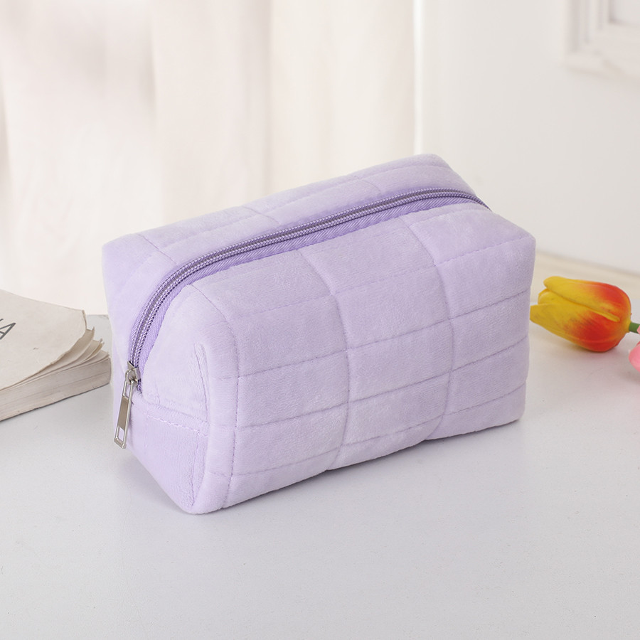 

Simple student desktop pillow pencil case high color value female large capacity makeup set portable travel storage bag