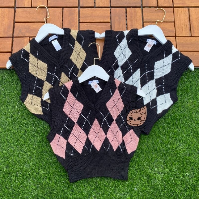 kisworini_allshop Rompi Rajut Crop Rose Blackpink / Argyle Vest Knitted