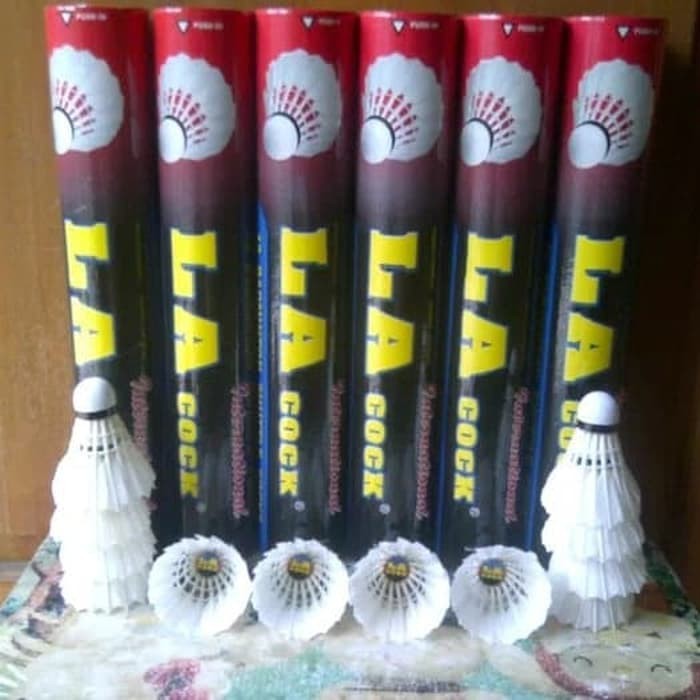 SHUTTLE COCK / SHUTTLECOCK / COCK BADMINTON LA INTERNASIONAL