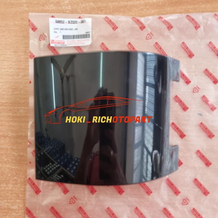 Panel Tutup Cover Lampu Stop Bawah Gran Max Original 68852-BZ020 Kanan BEST