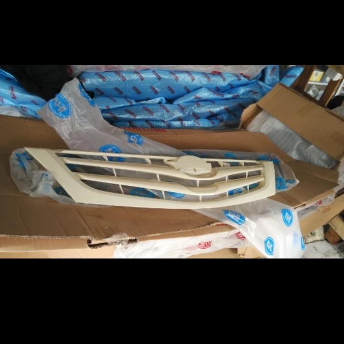 gril depan innova 2008-2010 polos