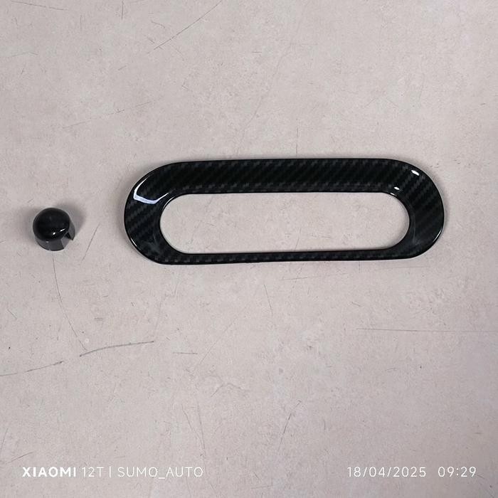 garnish 3rd brake lamp motif carbon suzuki jimny JB74 tahun 2018-2025 variasi tempelan motif carbon 