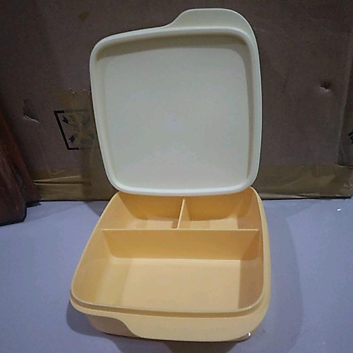 PROMO Lolly Tup 550 ml 3 sekat kotak bekal Tupperware