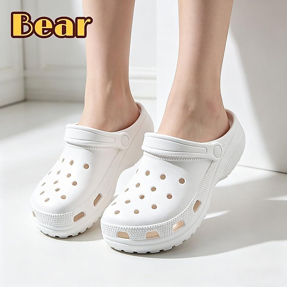 HOT PRODUCT Bear Classic Crocs Sandal Putih - Sepatu Santai Wanita Pria untuk Segala Aktivitas