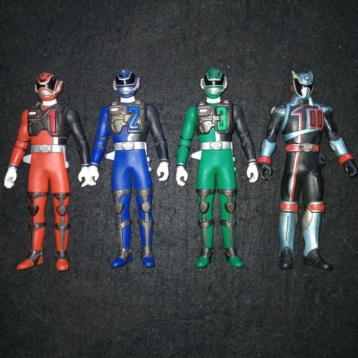 MAINAN... Bandai 16 Cm Sentai Hero Series Tokusou Sentai Dekaranger Deka Swat SPD set of 4
