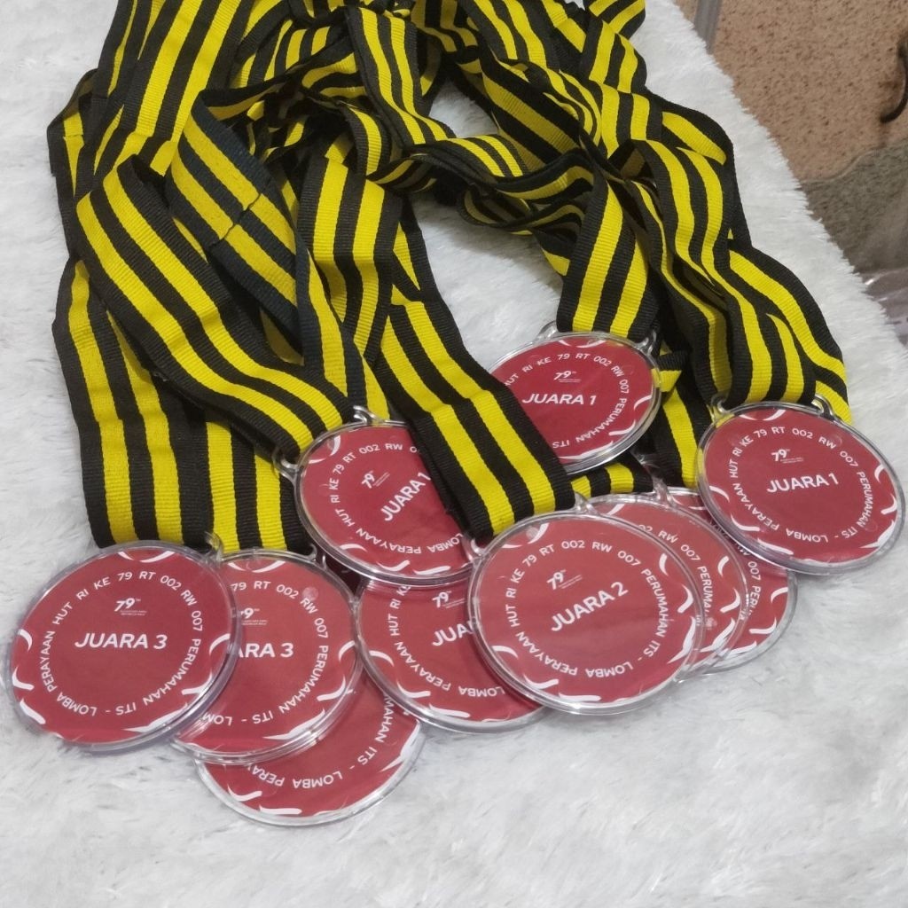 Medali Akrilik Custom Nama / Medali Wisuda Akrilik / Medali Custom