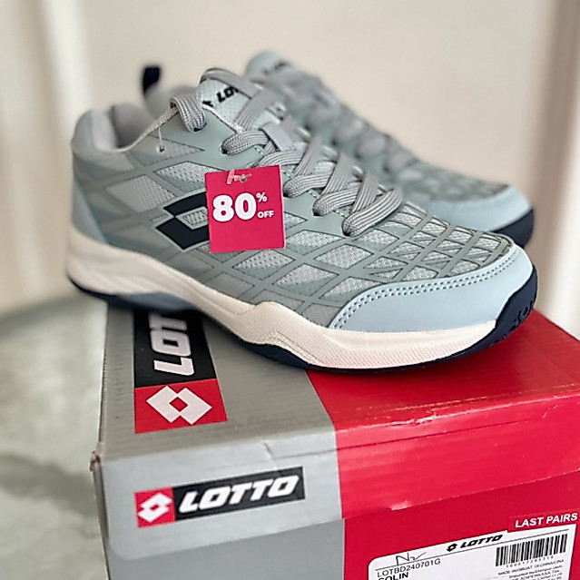 sepatu badminton cewe lotto colin