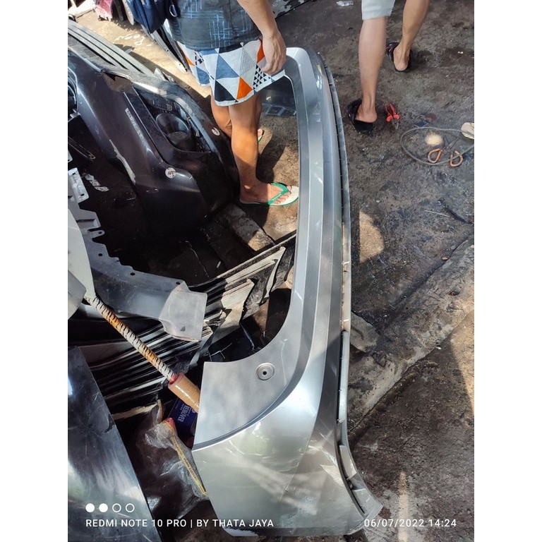 Bumper belakang wuling almaz