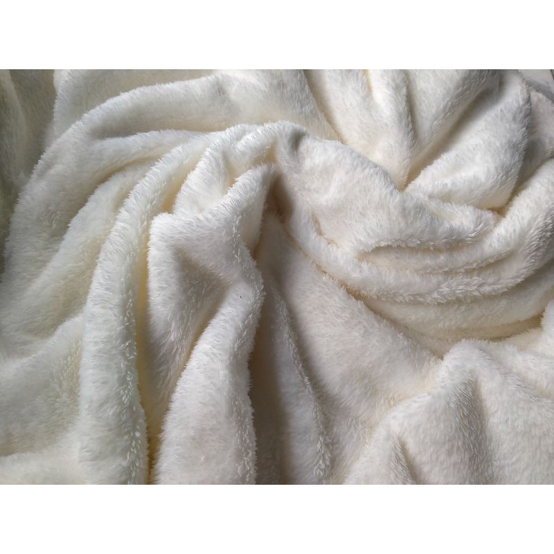 Selimut Dewasa POLA POLOS Bulu Halus Lembut Tebal Fluffy 150*200