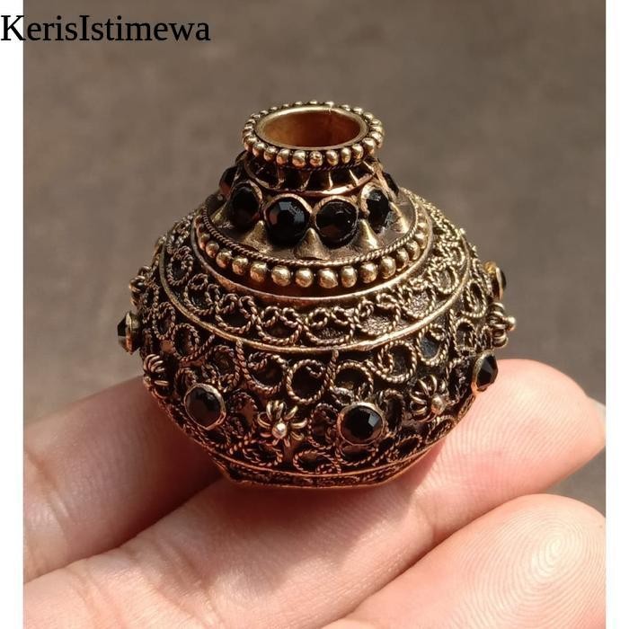 Mendak Keris Selut Alusan Mata Hitam Sangup Emas KIS15